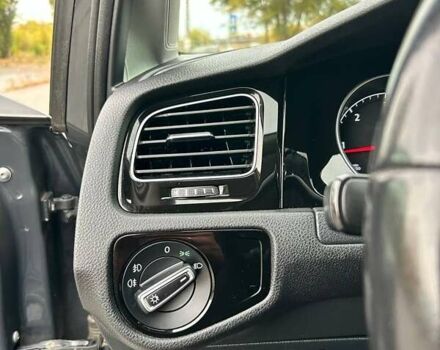 Фольксваген Гольф 2019 в Днепре (Днепропетровске) на Automoto.ua Серый Фольксваген Гольф, объемом двигателя 1.97 л и пробегом 228 тыс. км за 16700 $, фото 22 на Automoto.ua