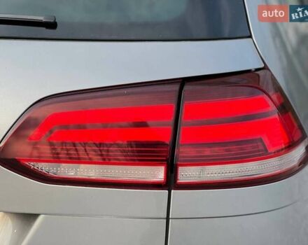 Серый Фольксваген Гольф, объемом двигателя 1.6 л и пробегом 214 тыс. км за 12490 $, фото 12 на Automoto.ua