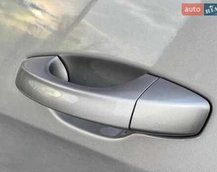 Серый Фольксваген Гольф, объемом двигателя 1.6 л и пробегом 214 тыс. км за 12490 $, фото 14 на Automoto.ua