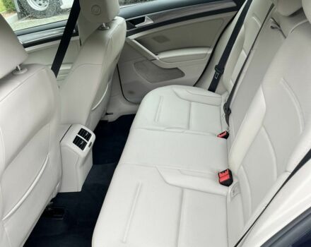 Серый Фольксваген Гольф, объемом двигателя 1.8 л и пробегом 130 тыс. км за 326 $, фото 6 на Automoto.ua