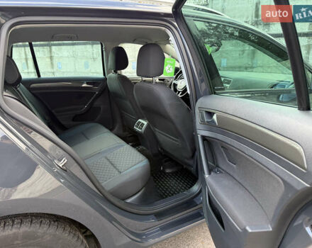 Сірий Фольксваген Гольф, об'ємом двигуна 2 л та пробігом 249 тис. км за 15999 $, фото 60 на Automoto.ua