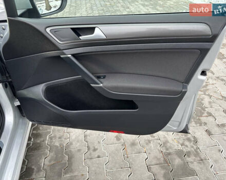 Серый Фольксваген Гольф, объемом двигателя 2 л и пробегом 207 тыс. км за 14700 $, фото 18 на Automoto.ua