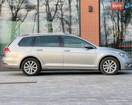 Серый Фольксваген Гольф, объемом двигателя 1.6 л и пробегом 214 тыс. км за 12490 $, фото 5 на Automoto.ua