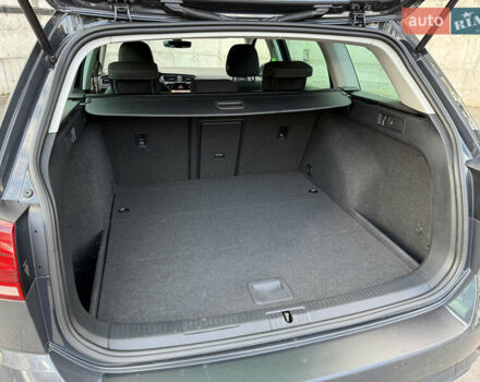 Сірий Фольксваген Гольф, об'ємом двигуна 2 л та пробігом 249 тис. км за 15999 $, фото 55 на Automoto.ua