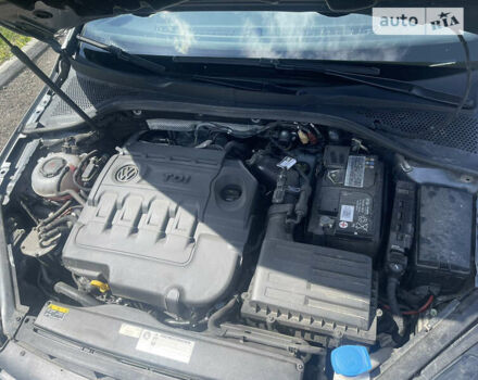 Серый Фольксваген Гольф, объемом двигателя 1.6 л и пробегом 187 тыс. км за 15500 $, фото 10 на Automoto.ua