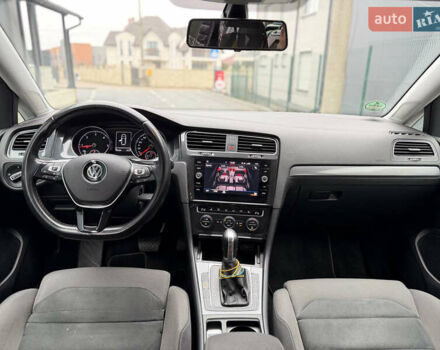 Серый Фольксваген Гольф, объемом двигателя 1.97 л и пробегом 250 тыс. км за 16200 $, фото 22 на Automoto.ua