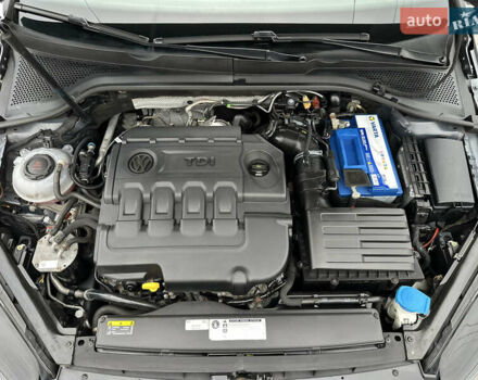 Серый Фольксваген Гольф, объемом двигателя 1.6 л и пробегом 148 тыс. км за 15500 $, фото 69 на Automoto.ua