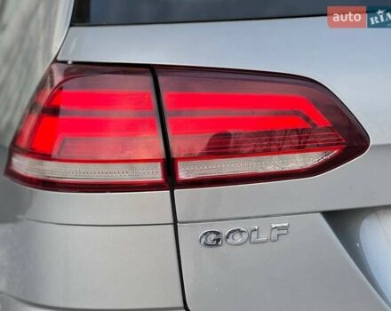 Серый Фольксваген Гольф, объемом двигателя 1.6 л и пробегом 214 тыс. км за 12490 $, фото 11 на Automoto.ua