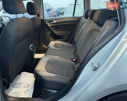 Серый Фольксваген Гольф, объемом двигателя 2 л и пробегом 223 тыс. км за 15900 $, фото 16 на Automoto.ua