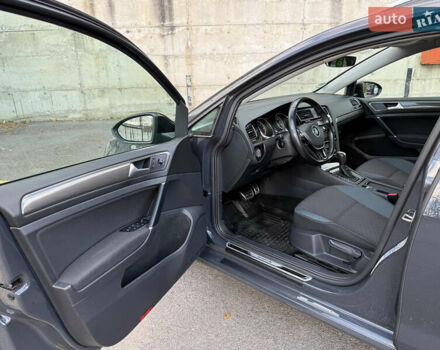 Сірий Фольксваген Гольф, об'ємом двигуна 2 л та пробігом 249 тис. км за 15999 $, фото 28 на Automoto.ua