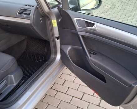 Серый Фольксваген Гольф, объемом двигателя 1.6 л и пробегом 187 тыс. км за 11900 $, фото 19 на Automoto.ua