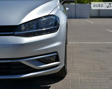 Серый Фольксваген Гольф, объемом двигателя 1.6 л и пробегом 194 тыс. км за 14300 $, фото 2 на Automoto.ua