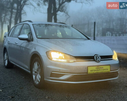 Серый Фольксваген Гольф, объемом двигателя 2 л и пробегом 223 тыс. км за 15900 $, фото 3 на Automoto.ua