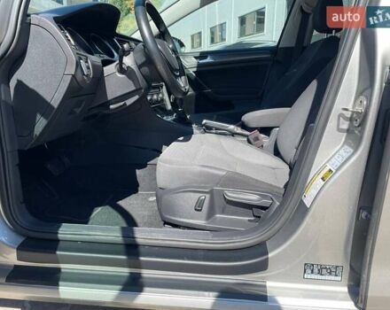 Серый Фольксваген Гольф, объемом двигателя 1.8 л и пробегом 143 тыс. км за 12899 $, фото 8 на Automoto.ua