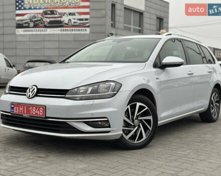 Серый Фольксваген Гольф, объемом двигателя 1.6 л и пробегом 148 тыс. км за 15500 $, фото 1 на Automoto.ua