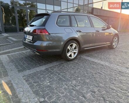 Сірий Фольксваген Гольф, об'ємом двигуна 1.8 л та пробігом 129 тис. км за 13500 $, фото 2 на Automoto.ua