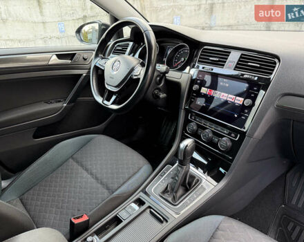 Сірий Фольксваген Гольф, об'ємом двигуна 2 л та пробігом 249 тис. км за 15850 $, фото 54 на Automoto.ua