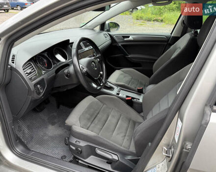 Серый Фольксваген Гольф, объемом двигателя 1.97 л и пробегом 222 тыс. км за 15369 $, фото 12 на Automoto.ua