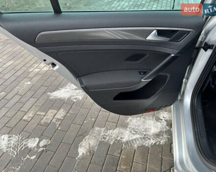 Серый Фольксваген Гольф, объемом двигателя 2 л и пробегом 207 тыс. км за 14500 $, фото 13 на Automoto.ua