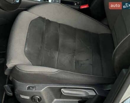 Серый Фольксваген Гольф, объемом двигателя 1.6 л и пробегом 214 тыс. км за 12490 $, фото 23 на Automoto.ua