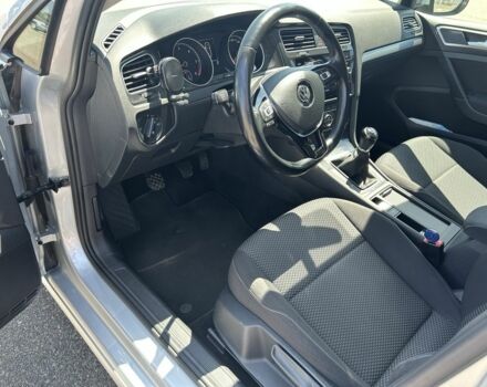 Серый Фольксваген Гольф, объемом двигателя 1.6 л и пробегом 176 тыс. км за 13500 $, фото 13 на Automoto.ua