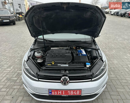 Серый Фольксваген Гольф, объемом двигателя 1.6 л и пробегом 148 тыс. км за 15500 $, фото 68 на Automoto.ua