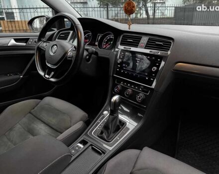 Серый Фольксваген Гольф, объемом двигателя 2 л и пробегом 249 тыс. км за 14990 $, фото 39 на Automoto.ua