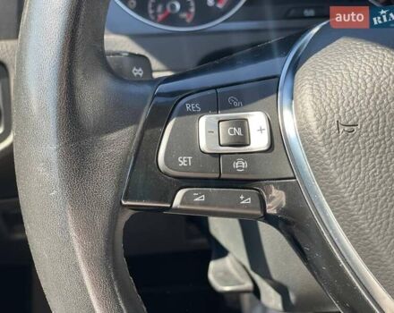 Серый Фольксваген Гольф, объемом двигателя 1.8 л и пробегом 143 тыс. км за 10999 $, фото 13 на Automoto.ua