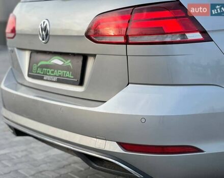 Серый Фольксваген Гольф, объемом двигателя 1.6 л и пробегом 214 тыс. км за 12490 $, фото 9 на Automoto.ua