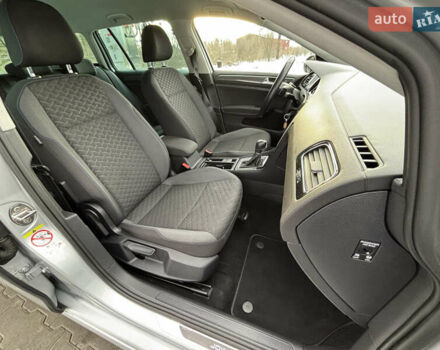 Серый Фольксваген Гольф, объемом двигателя 2 л и пробегом 207 тыс. км за 14500 $, фото 19 на Automoto.ua