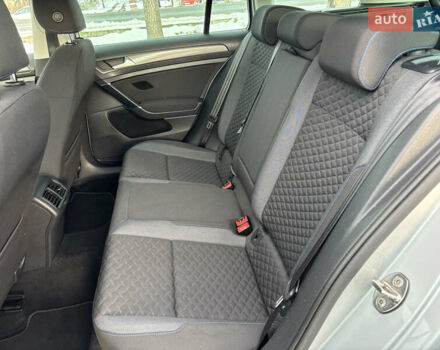 Серый Фольксваген Гольф, объемом двигателя 2 л и пробегом 207 тыс. км за 14500 $, фото 15 на Automoto.ua