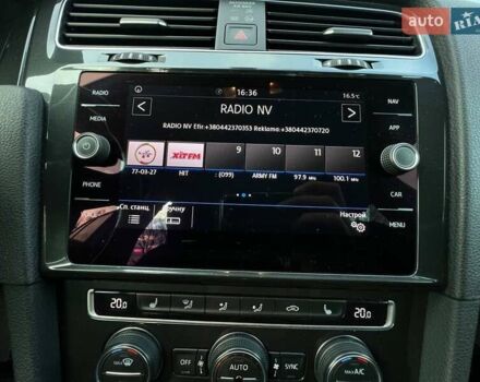 Серый Фольксваген Гольф, объемом двигателя 1.6 л и пробегом 214 тыс. км за 12490 $, фото 43 на Automoto.ua