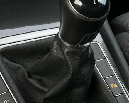 Серый Фольксваген Гольф, объемом двигателя 1.6 л и пробегом 214 тыс. км за 12490 $, фото 35 на Automoto.ua