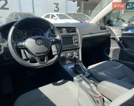 Серый Фольксваген Гольф, объемом двигателя 1.8 л и пробегом 143 тыс. км за 12899 $, фото 9 на Automoto.ua