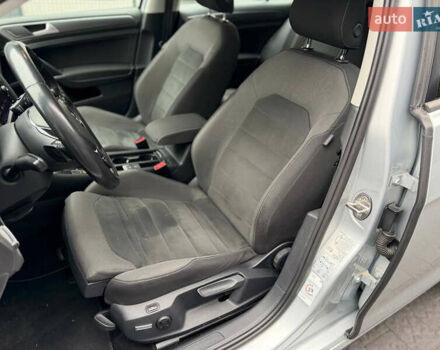 Серый Фольксваген Гольф, объемом двигателя 1.97 л и пробегом 250 тыс. км за 16200 $, фото 10 на Automoto.ua