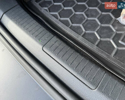 Сірий Фольксваген Гольф, об'ємом двигуна 2 л та пробігом 249 тис. км за 15999 $, фото 52 на Automoto.ua