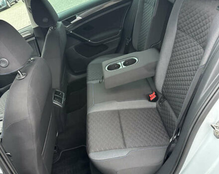 Серый Фольксваген Гольф, объемом двигателя 1.6 л и пробегом 148 тыс. км за 15500 $, фото 50 на Automoto.ua