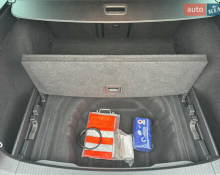 Серый Фольксваген Гольф, объемом двигателя 1.6 л и пробегом 148 тыс. км за 15500 $, фото 55 на Automoto.ua