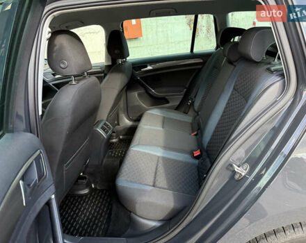 Сірий Фольксваген Гольф, об'ємом двигуна 2 л та пробігом 249 тис. км за 15999 $, фото 42 на Automoto.ua