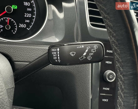 Серый Фольксваген Гольф, объемом двигателя 2 л и пробегом 197 тыс. км за 16790 $, фото 40 на Automoto.ua