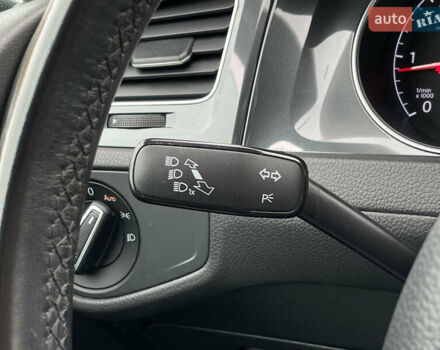 Серый Фольксваген Гольф, объемом двигателя 2 л и пробегом 197 тыс. км за 16790 $, фото 39 на Automoto.ua