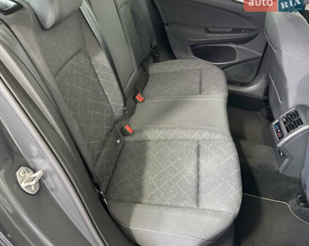 Сірий Фольксваген Гольф, об'ємом двигуна 1.97 л та пробігом 126 тис. км за 20950 $, фото 12 на Automoto.ua