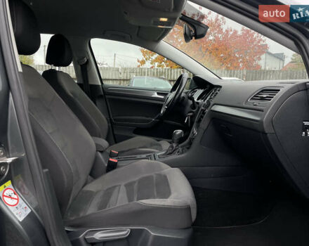 Серый Фольксваген Гольф, объемом двигателя 2 л и пробегом 197 тыс. км за 16790 $, фото 31 на Automoto.ua