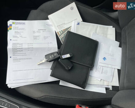 Серый Фольксваген Гольф, объемом двигателя 2 л и пробегом 197 тыс. км за 16790 $, фото 79 на Automoto.ua