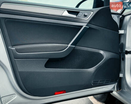 Серый Фольксваген Гольф, объемом двигателя 1.97 л и пробегом 193 тыс. км за 17200 $, фото 54 на Automoto.ua