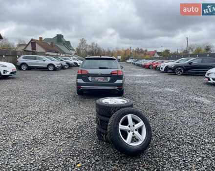 Серый Фольксваген Гольф, объемом двигателя 2 л и пробегом 197 тыс. км за 16790 $, фото 80 на Automoto.ua