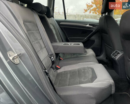 Серый Фольксваген Гольф, объемом двигателя 2 л и пробегом 197 тыс. км за 16790 $, фото 28 на Automoto.ua