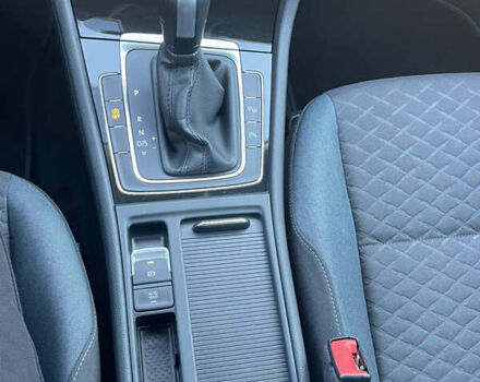 Фольксваген Гольф 2020 в Луцке на Automoto.ua Серый Фольксваген Гольф, объемом двигателя 1.97 л и пробегом 193 тыс. км за 17500 $, фото 20 на Automoto.ua