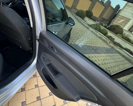 Сірий Фольксваген Гольф, об'ємом двигуна 2 л та пробігом 192 тис. км за 22985 $, фото 28 на Automoto.ua