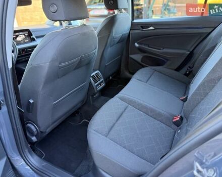 Серый Фольксваген Гольф, объемом двигателя 2 л и пробегом 167 тыс. км за 19990 $, фото 41 на Automoto.ua